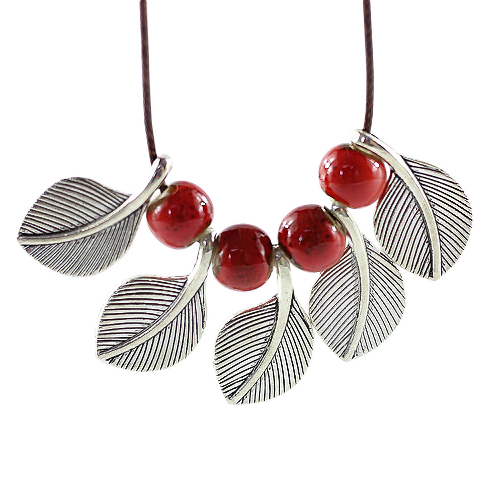 Ceramic Floral Leaves Necklace - Unique Women'S Formal Wear 评论和价格
