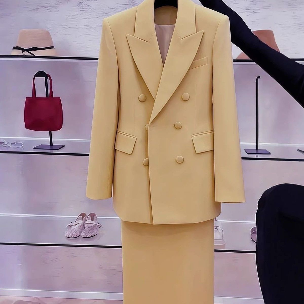 White Blazers Suits Set For Wo - Women'S Formal Wear Suits 评论和价格